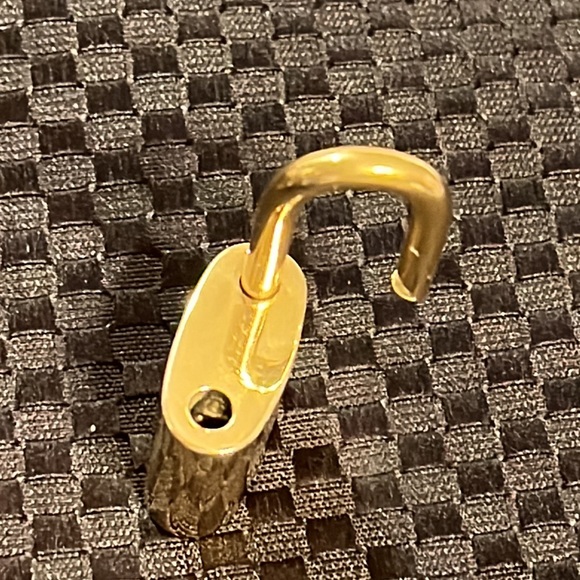 LOUIS VUITTON Paris Lock Necklace No key LV cuban necklace - Picture 5 of 13